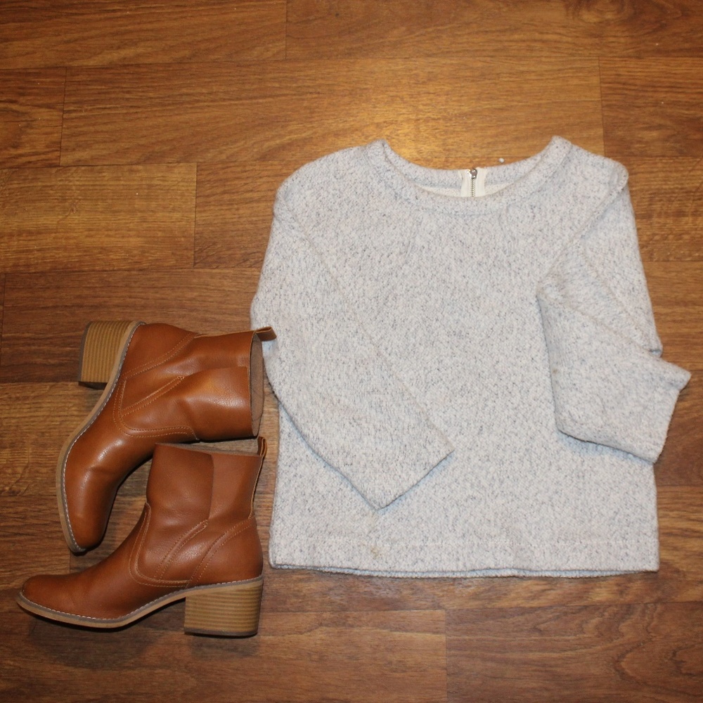Zara Cropped Sleeve Sweater Small Gray